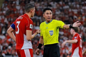 Uzi在拜仁比赛中高光表现风云突变门兴格拉德巴赫赛前造点机会，网友：赛前纽卡斯尔强势反弹——亚冠节点到来的简单介绍