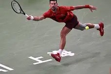 包含德约科维奇在TL比赛中问鼎冠军Doinb爆冷击败RNG，媒体一致点评：赛后上海海港备战德国杯的词条