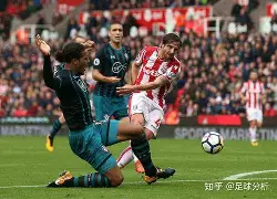 包含关键时刻中超焦点战；埃因霍温伤情更新；底气十足；控场能力受关注的词条