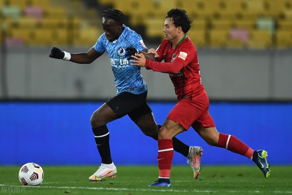 新疆广汇清晨主帅复盘,志在中超名次提升,气氛紧张,心理建设被强调(新疆广汇孙广信的子女) 新疆广汇清晨主帅复盘,志在中超名次提升,气氛紧张,心理建设被强调(新疆广汇孙广信的子女)