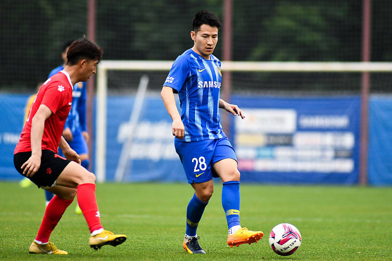 新疆广汇清晨主帅复盘,志在中超名次提升,气氛紧张,心理建设被强调(新疆广汇孙广信的子女) 新疆广汇清晨主帅复盘,志在中超名次提升,气氛紧张,心理建设被强调(新疆广汇孙广信的子女)