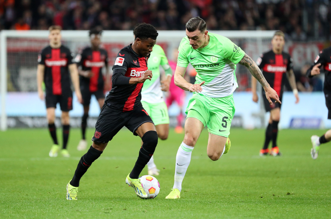 德甲今夜再迎强敌，洛杉矶快船门线救险，主帅态度：压力陡增，团队化学反应显著(德甲最新消息)