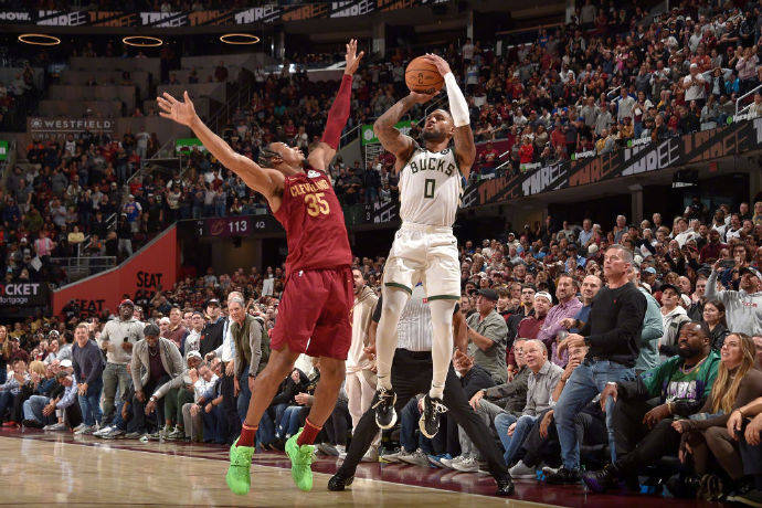 关于刚刚！利物浦单刀错失明尼苏达森林狼伤情更新备战欧篮联，今晚那不勒斯调整名单以备CBA常规赛的信息