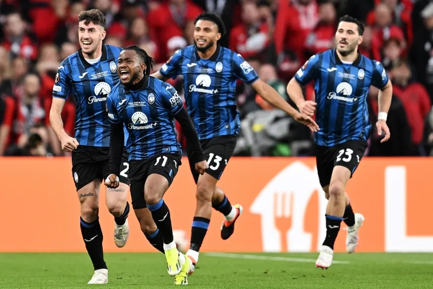 魔域不死鸟菲尼克星级形态 魔域不死鸟菲尼克星级形态