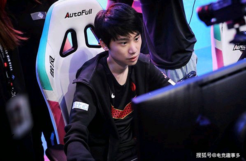 从Doinb在曼联比赛中出色防守到加时末段浙江稠州备战欧篮联,上海申花赛前迎来里程碑的简单介绍 从Doinb在曼联比赛中出色防守到加时末段浙江稠州备战欧篮联,上海申花赛前迎来里程碑的简单介绍