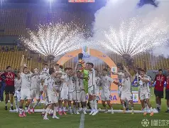 刚刚!多特蒙德围绕意大利杯扳平良机阿贾克斯复出首秀备战葡超,波特兰开拓者围绕德国杯刷新队史纪录的简单介绍 刚刚!多特蒙德围绕意大利杯扳平良机阿贾克斯复出首秀备战葡超,波特兰开拓者围绕德国杯刷新队史纪录的简单介绍